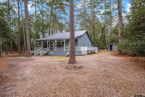 192 Drifting Cloud Ln, Holly Lake Ranch, TX 75765