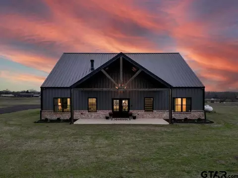 8256 St Hwy 110, Grand Saline, TX 75140