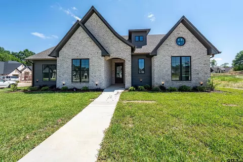 4618 Flat Creek Cv, Tyler, TX 75703