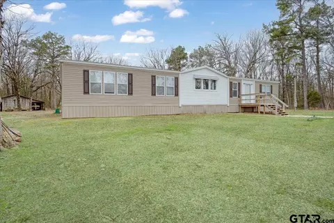 2921 Tx Hwy 37, Clarksville, TX 75426