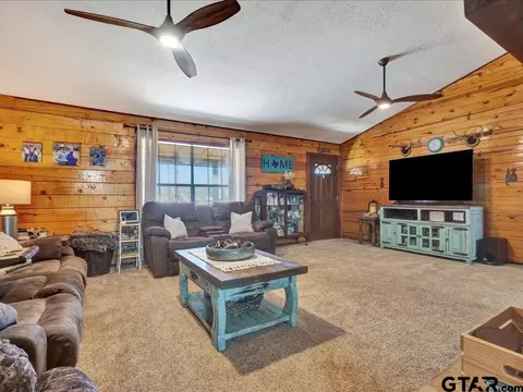 1538 E Barnum Loop, Corrigan, TX 75939 photo 3