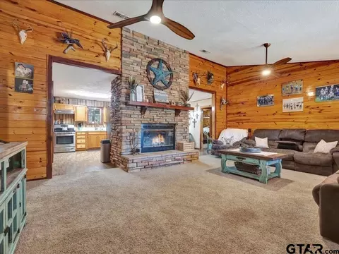 1538 E Barnum Loop, Corrigan, TX 75939 photo 6