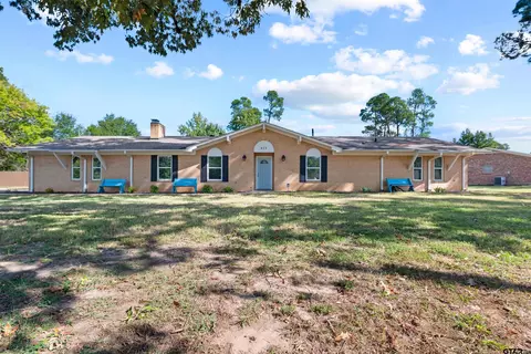 615 Rosemary Ln, Quitman, TX 75783