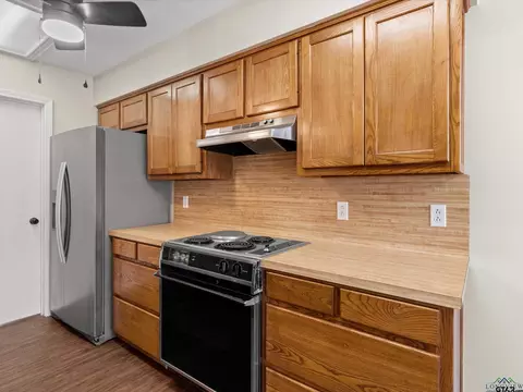 217 Locklear, Longview, TX 75605 photo 10