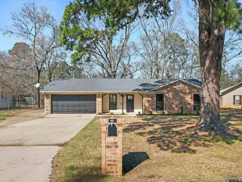 217 Locklear, Longview, TX 75605 photo 2