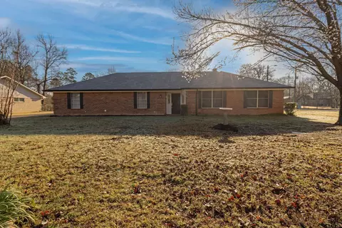 102 N Joann St, White Oak, TX 75693