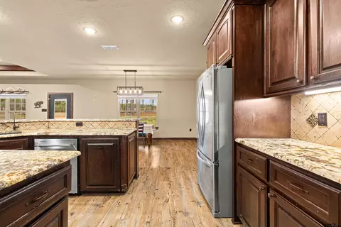 2525 Bison Rd, Gilmer, TX 75644 photo 7