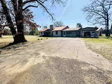 318 SE County Road 4265, Mount Vernon, TX 75457
