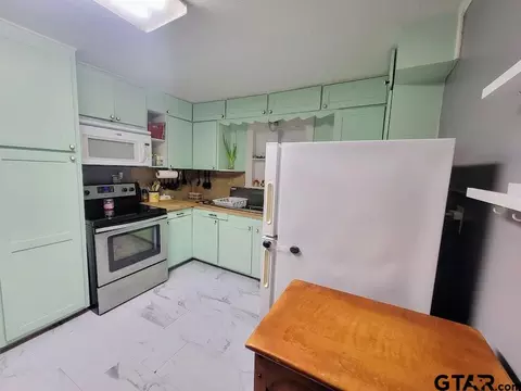 300 E Longview St, Arp, TX 75750 photo 5