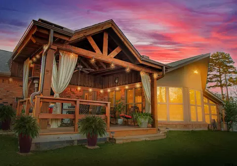 349 Lonestar Ln, Hideaway, TX 75771