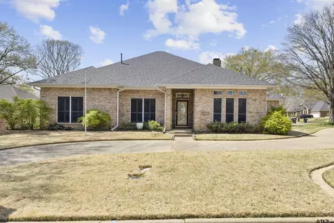 5719 Fallmeadow Dr, Tyler, TX 75703