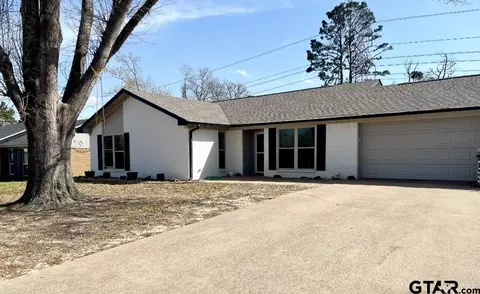 2641 Shady Blf, Tyler, TX 75707