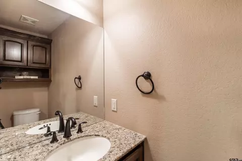 19510 Sara Ln, Flint, TX 75762 photo 23