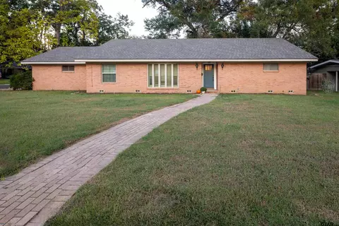 3404 Silverwood, Tyler, TX 75701