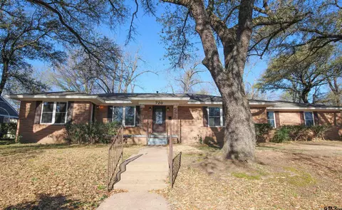 726 N Englewood Ave, Tyler, TX 75702