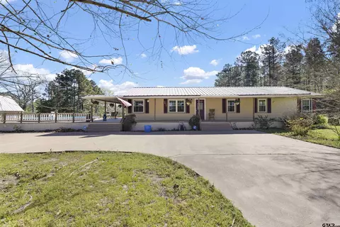 16637 S Cr 3227, Mount Enterprise, TX 75681