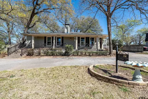 2106 Belmont Dr, Tyler, TX 75701