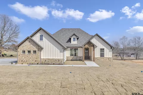 11881 Tara Ln, Lindale, TX 75771