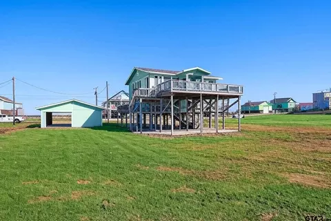 1310 County Road 230, Sargent, TX 77414