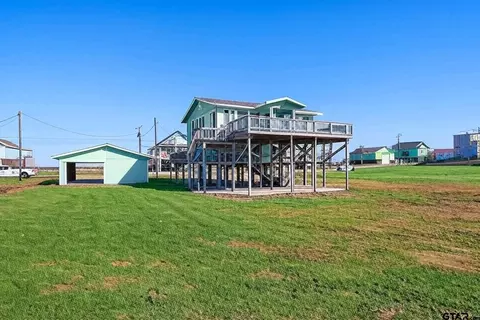 1310 County Road 230, Sargent, TX 77414