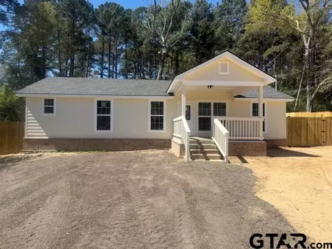 104 Parnell, Henderson, TX 75652