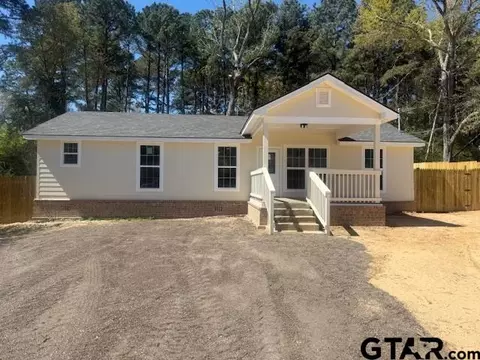 104 Parnell, Henderson, TX 75652