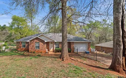 9143 Stonecreek Dr, Tyler, TX 75703