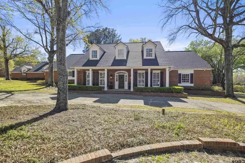 813 Mallory Ct, Tyler, TX 75703