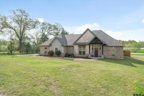 104 Rolling Hills Dr, Canton, TX 75103