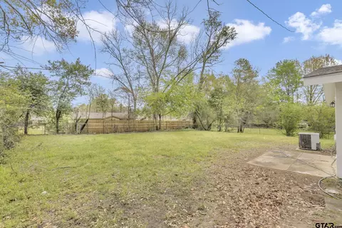 Exterior - 2324 E Devine, Tyler, TX 75701 photo 5 of 9