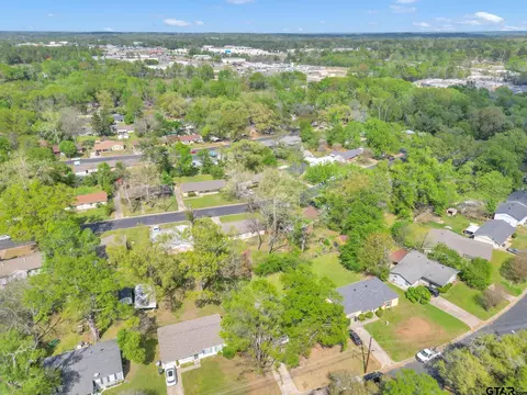 View/Area - 2324 E Devine, Tyler, TX 75701 photo 8 of 8