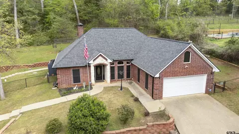 17334 Hidden Valley Ln, Flint, TX 75762