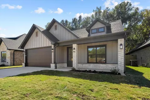 Exterior - 2059 Locklear Ln, Tyler, TX 75703 photo 2 of 2