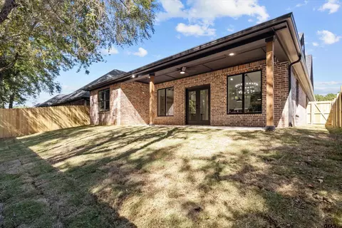 Exterior - 2069 Locklear Ln, Tyler, TX 75703 photo 3 of 3