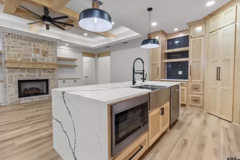 Kitchen - 2041 Locklear Ln, Tyler, TX 75703 photo 2 of 2