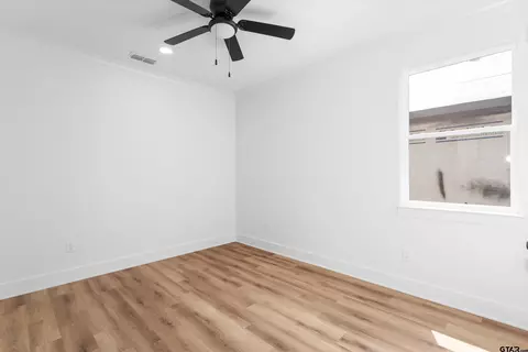Bedroom - 2047 Locklear Ln, Tyler, TX 75703 photo 3 of 4