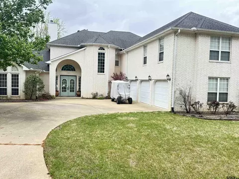 1713 Lakeshore Dr, Jacksonville, TX 75766