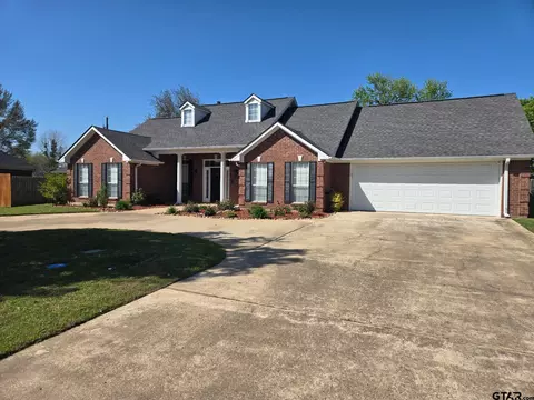 104 Codee Ct, Mount Pleasant, TX 75455
