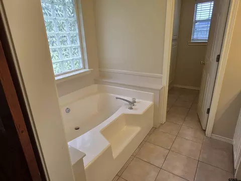 104 Codee Ct, Mount Pleasant, TX 75455 photo 14