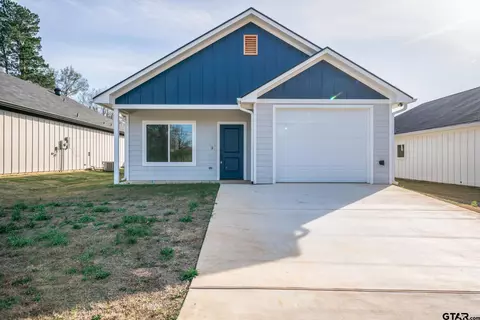 390 Alexander St, Kilgore, TX 75662