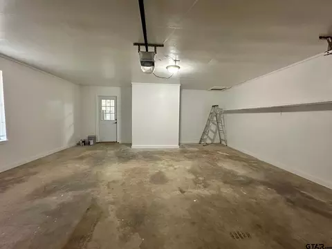802 E Terrell Ave, Crockett, TX 75835 photo 30