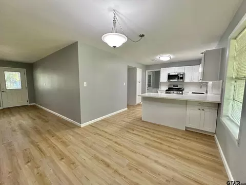 802 E Terrell Ave, Crockett, TX 75835 photo 15