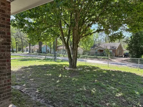 802 E Terrell Ave, Crockett, TX 75835 photo 37