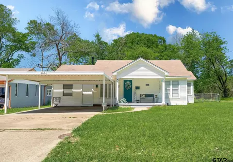 800 W Butler St, Gilmer, TX 75644