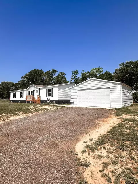 10885 State Hwy 19 S, Athens, TX 75751