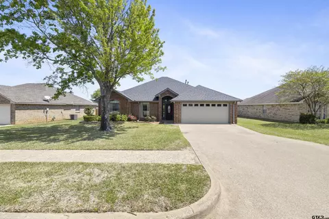 8408 Stonebridge Way, Tyler, TX 75703