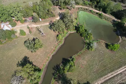 879 W Cr 3390, Crockett, TX 75835