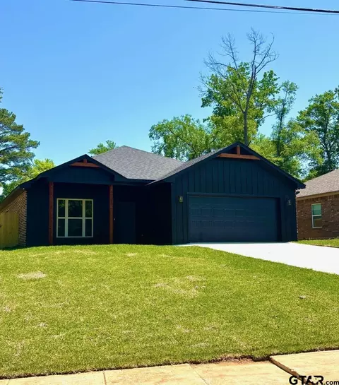 2316 Hughey Dr, Tyler, TX 75701