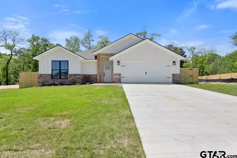 16234 Crossing Cir, Lindale, TX 75771