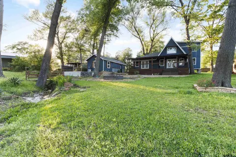 21581 Waterwood Dr, Chandler, TX 75758